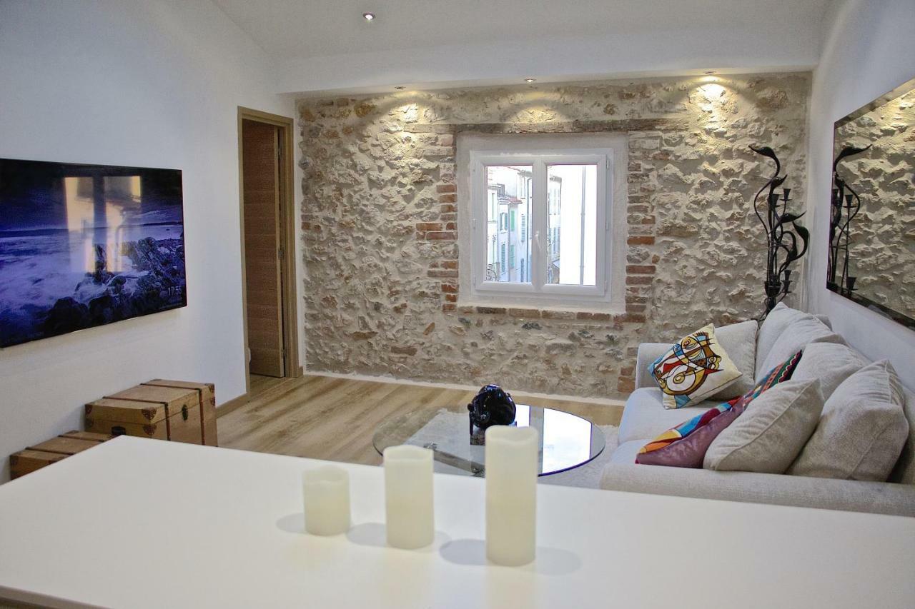 Duplex Fontaine - Appartement Duplex Coeur Vieil Antibes Old City Marche Provencal Eksteriør bilde